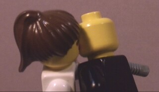 Bond kisses Leg O'Galore